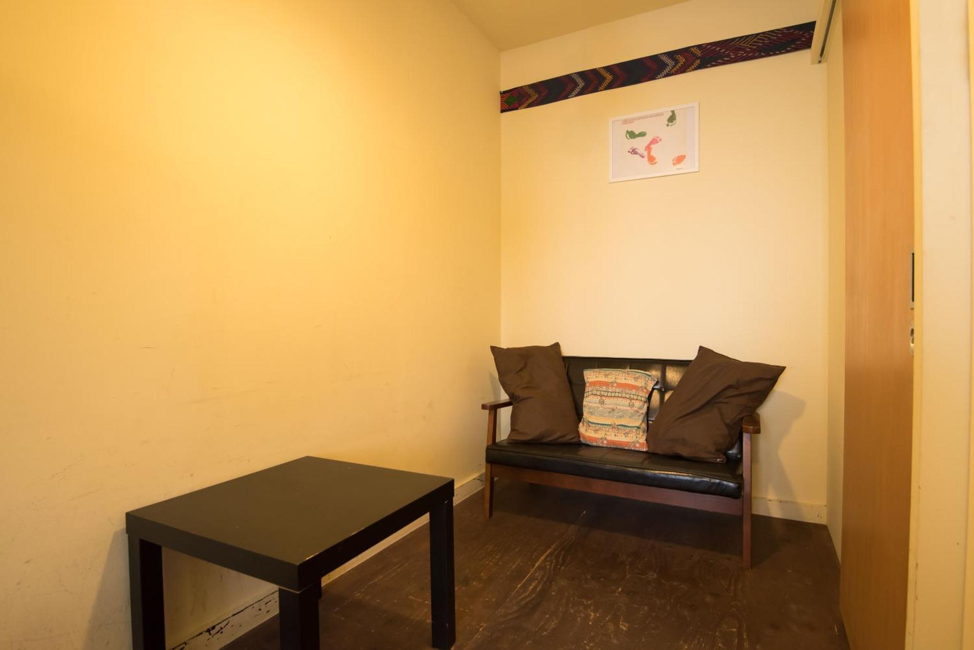Hostel Q أوساكا الغرفة الصورة