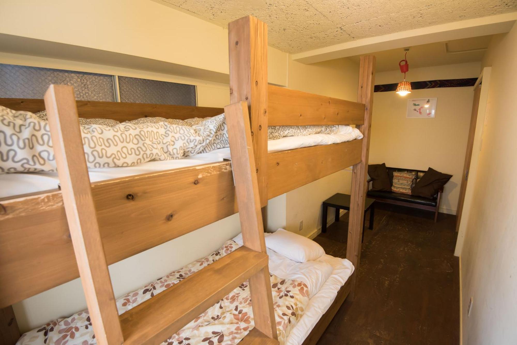 Hostel Q أوساكا الغرفة الصورة
