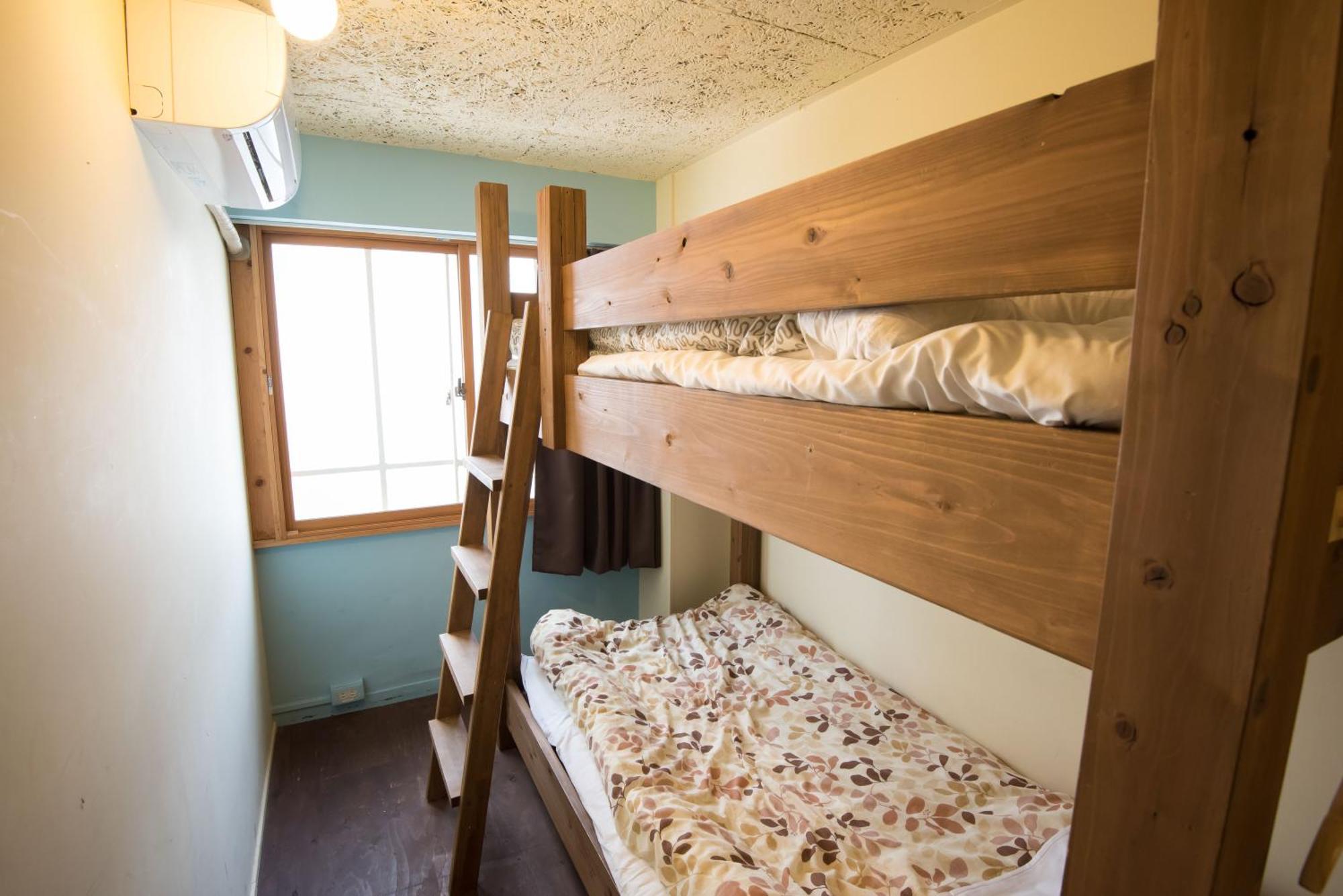 Hostel Q أوساكا الغرفة الصورة